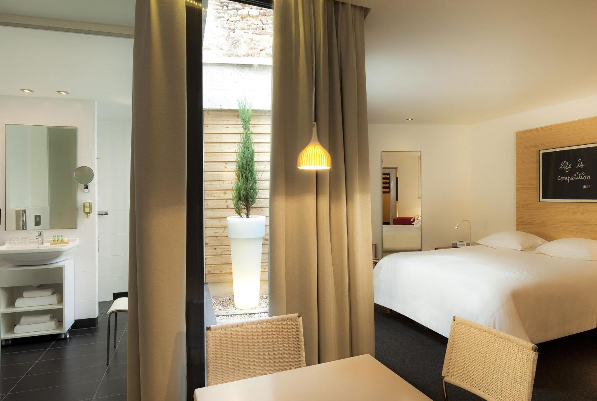 Hotel Le Pavillon 7 Obernai Exterior foto